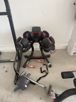 Bowflex SelectTech Adjustable Dumbbells with Stand