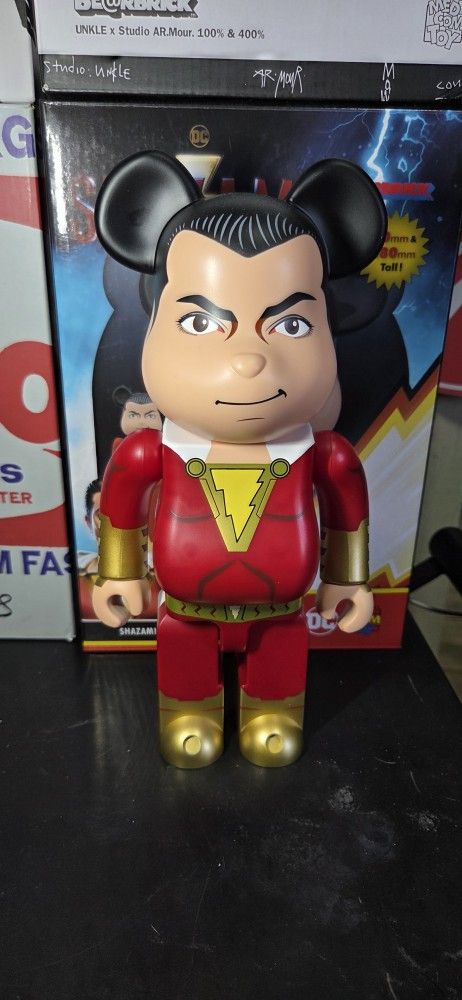 Shazam Bearbrick 