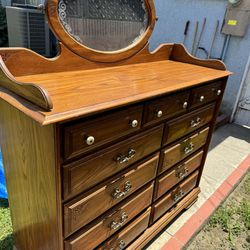 Real Wood Dresser With Vanity