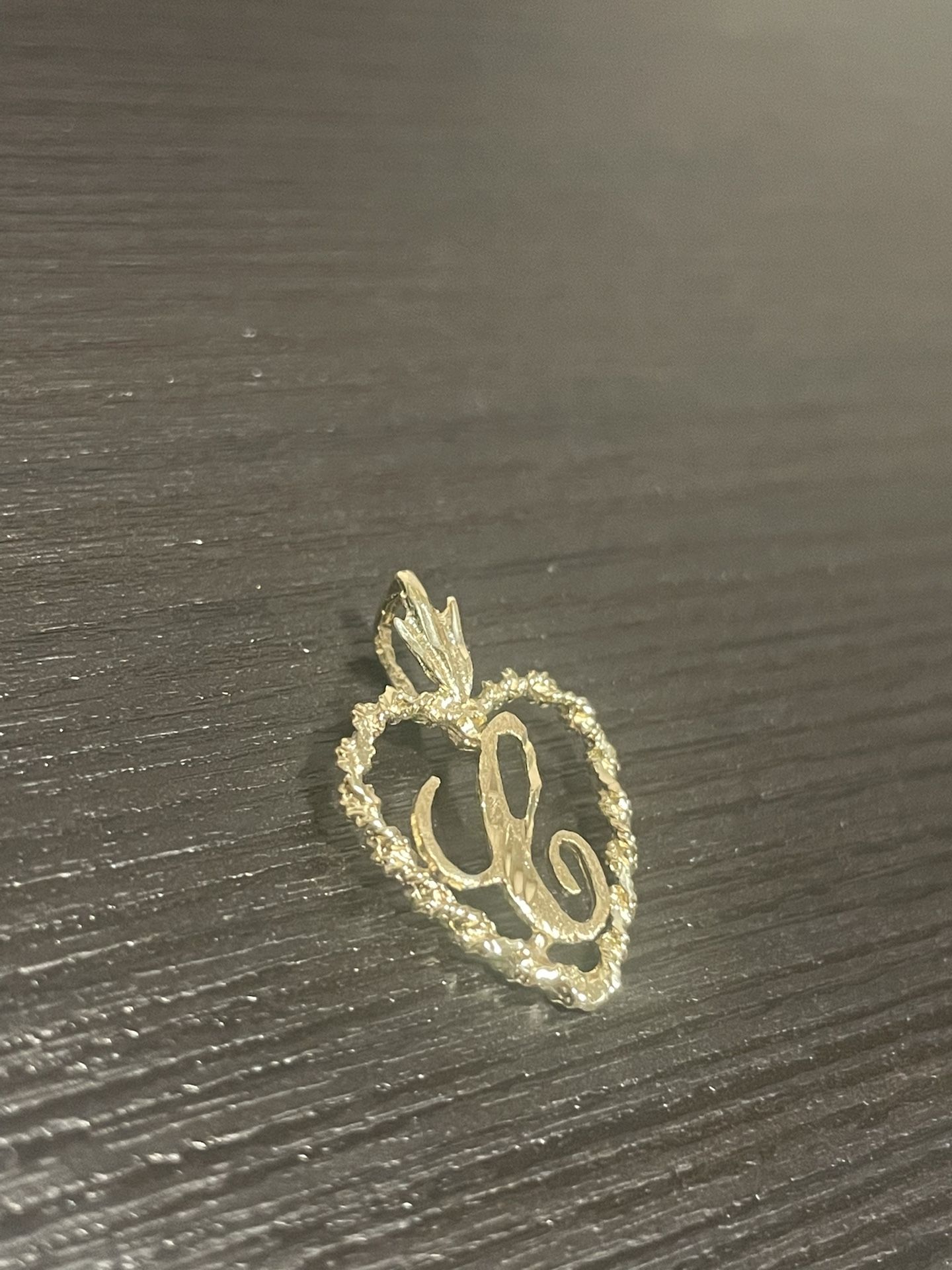 14K Rope Heart Initial ” C” Pendant 🤑