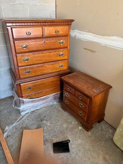 Bedroom set