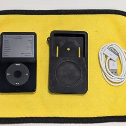 Ipod 60gb in Excellent Condition everything work