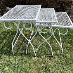 Vintage MCM Salterini Tempestini Nesting Metal Patio Side Tables