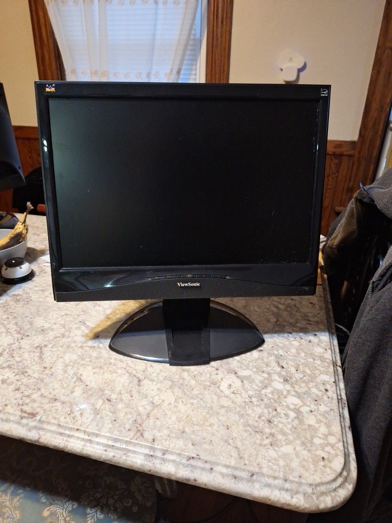 ViewSonic VX1932WM-LED MONITOR