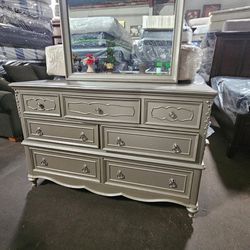 Beautiful Gold Dresser With Attached Mirror For All The Ladies/Gentlemen With A Desire Of Looking At Yourself!