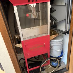 Popcorn machine