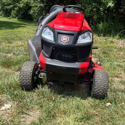Craftsman T2400 Riding Lawnmower