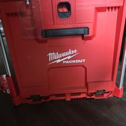 Milwaukee Roller Drawer