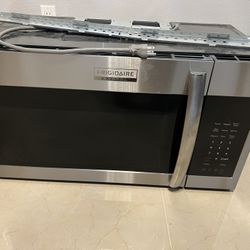Frigidaire Microwave 