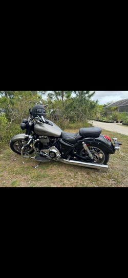 Triumph Thunderbird Commander 2015 700 millas Como nueva