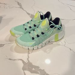 Men’s Nike Metcon 4 Size 10.5