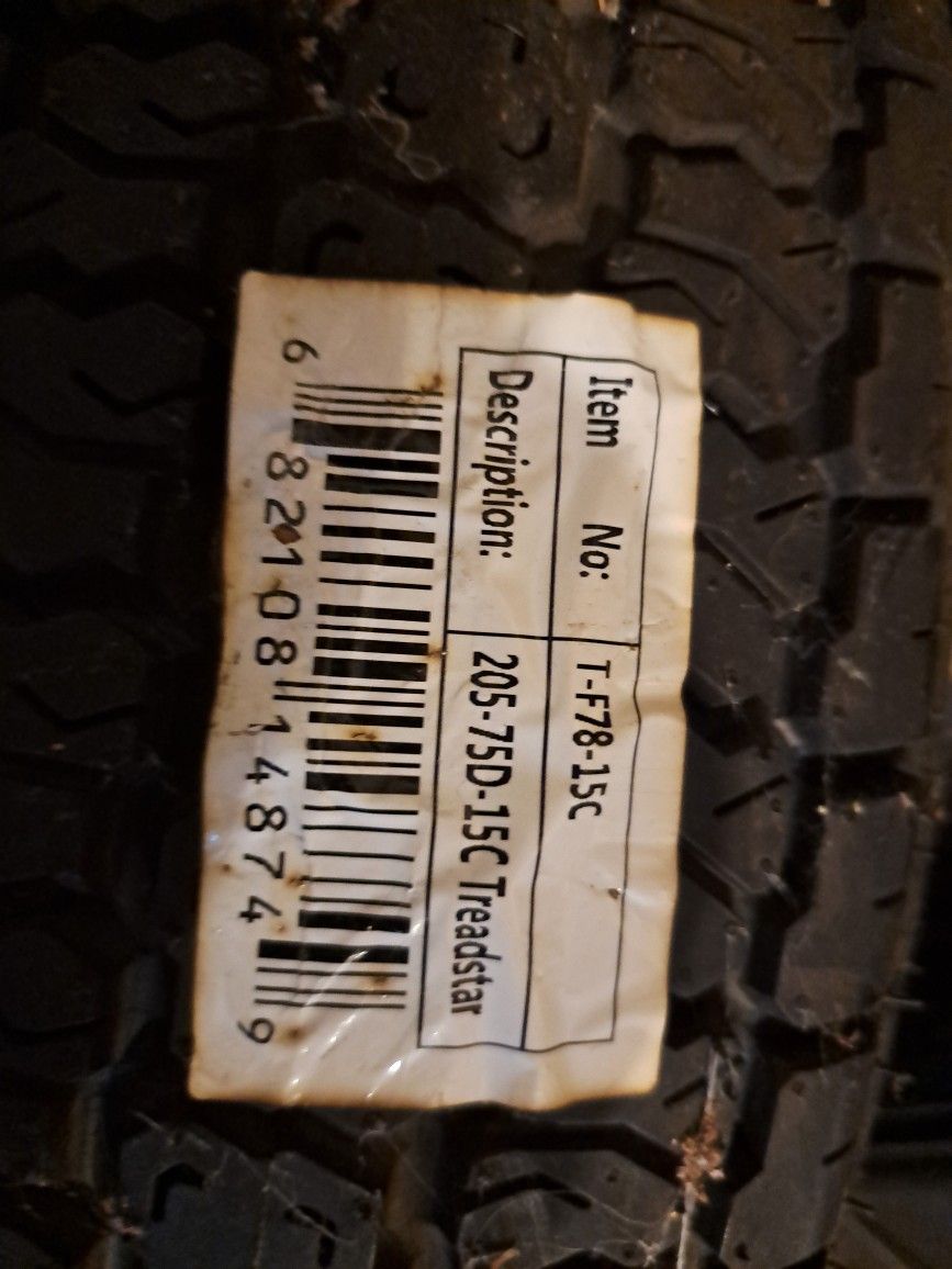 Trailer TIRES AND RIMS