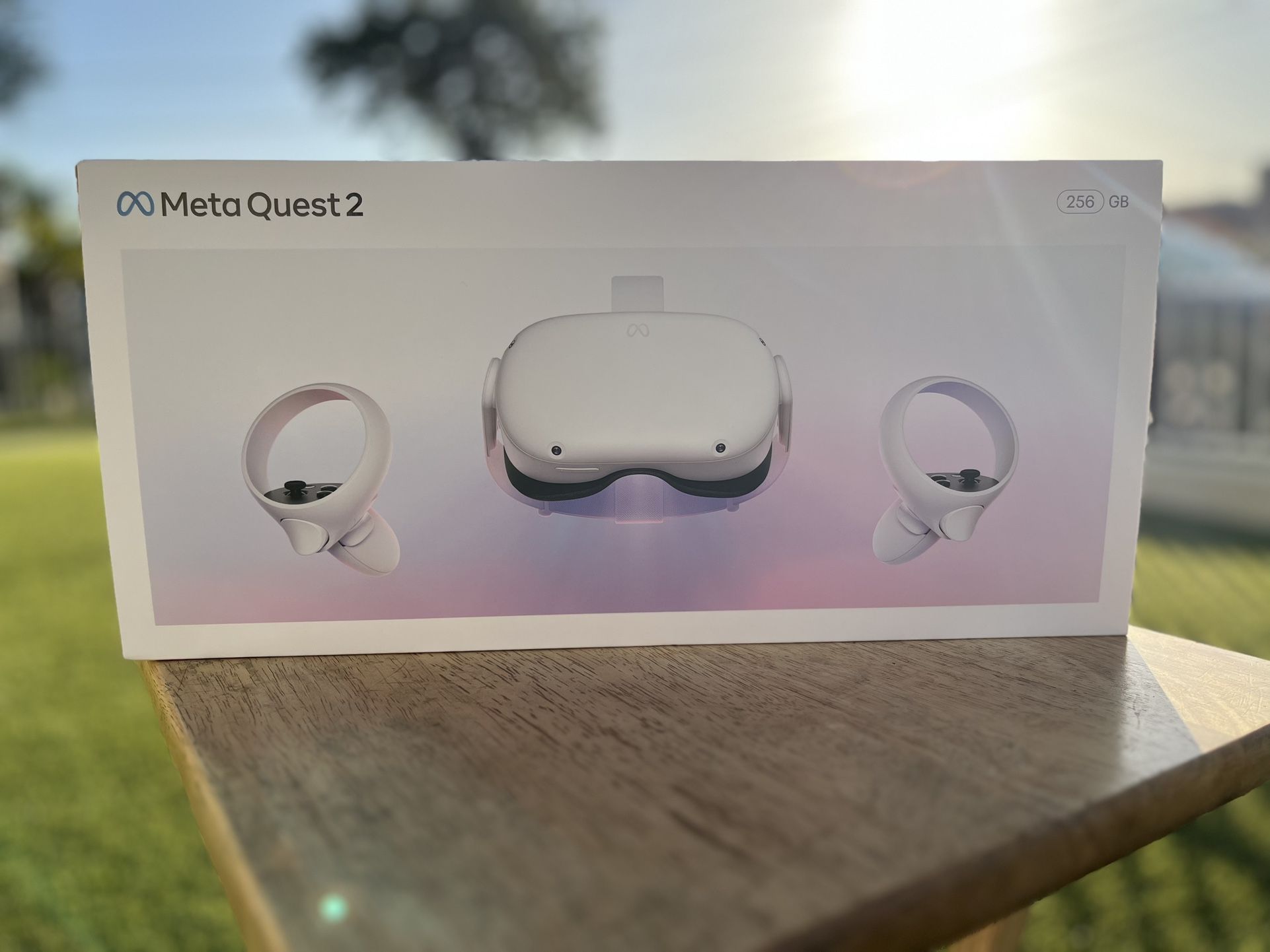 Oculus Quest 2 Brand New Out The Box + Charger for Sale in Bell Gardens