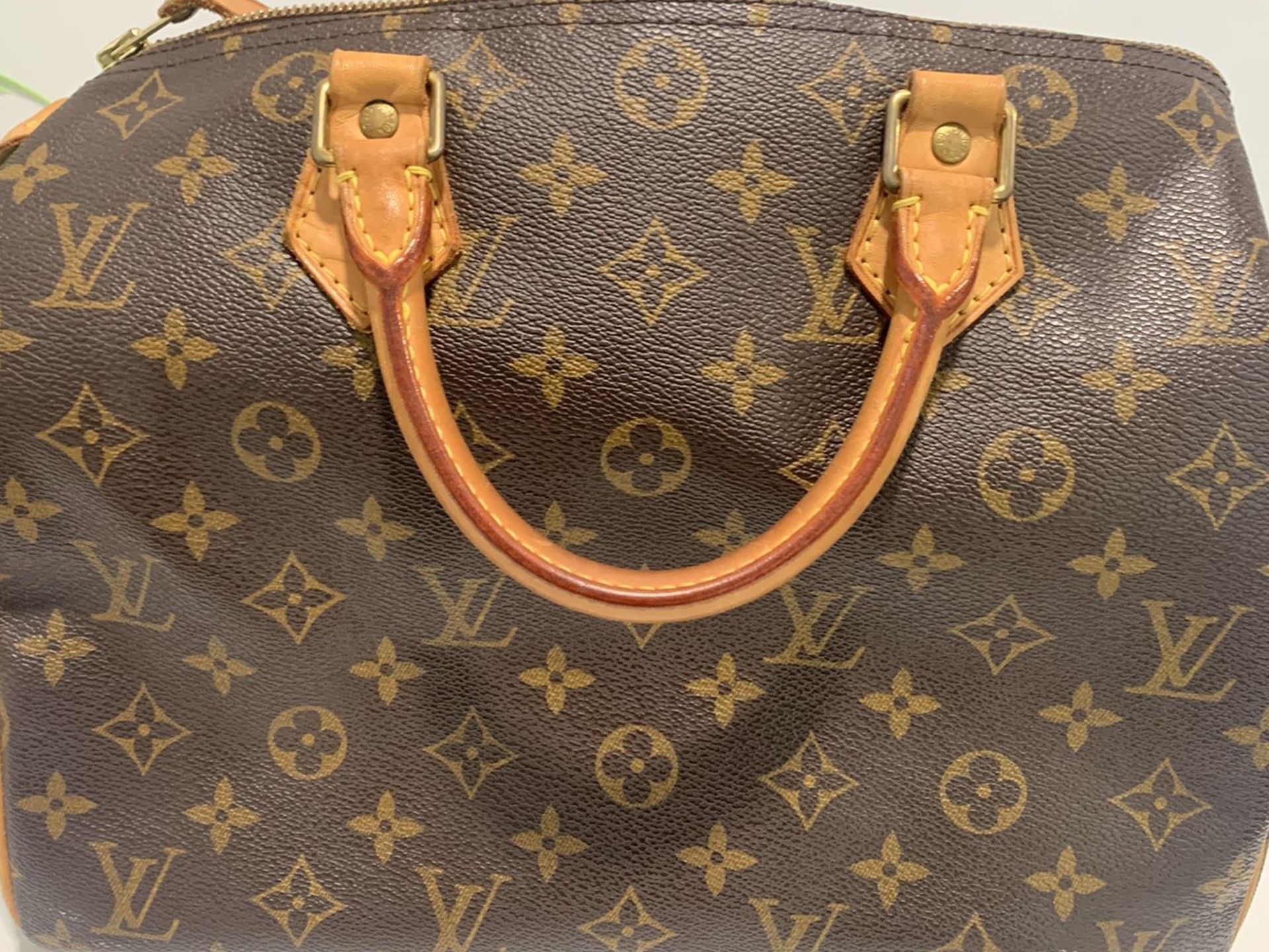 Louis Vuitton Speedy 30