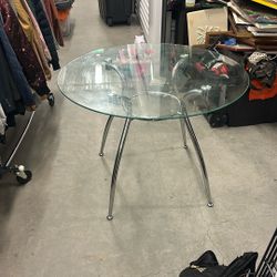 Glass Table 3’ in Diameter
