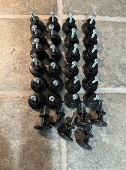 Door Knobs- 30pcs- Free.