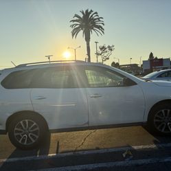 2016 Nissan Pathfinder