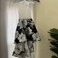 Girl Dress Size 8