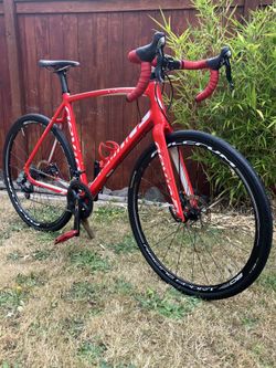 Devinci Cyclocross Bike 56cm