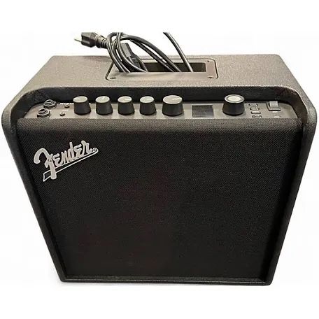 FENDER AMP