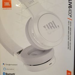 JBL Harman White Wireless Headphones New