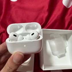 AirPods 4