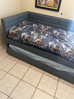 Gray Upholstered Twin Daybed with Trundle