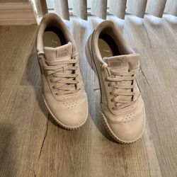 Puma Women’s White Leather Trainers! Size 6.5
