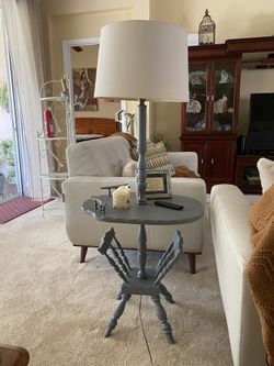 End Table With Lamp & Magazine Rack