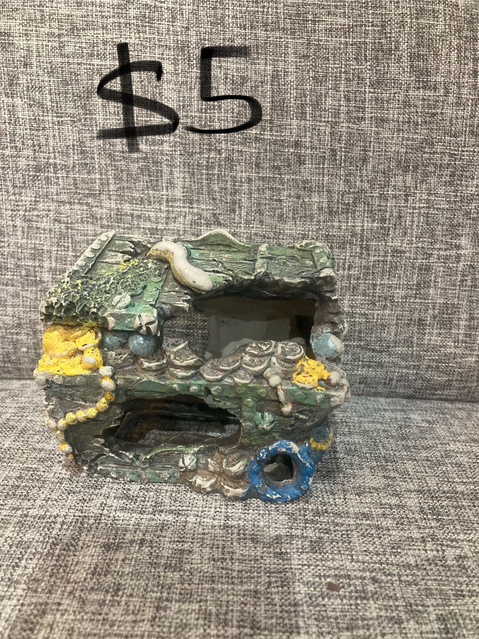 π’AVAILABLE π’ Fish Tank Decoration