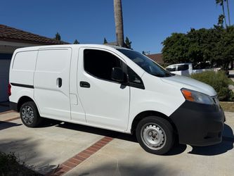 2015 Nissan Camper