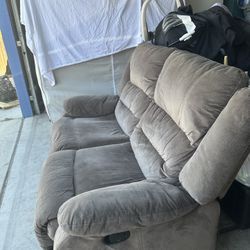 Used loveseat online recliners for sale