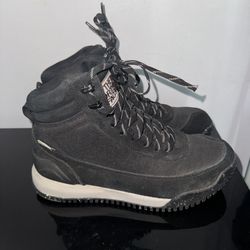 Northface Hiking Shoes 8 Women