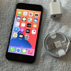 iPhone 7 Unlocked For All Carrier 