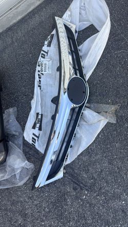 Grill For Toyota Avalon 13-14-15