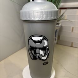 Performa PerfectShaker 28 oz. Star Wars Series – Captain Phasma Edition Bottle