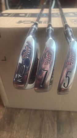 Wilson Staff D7286 Golf Irons Set Patty Berg