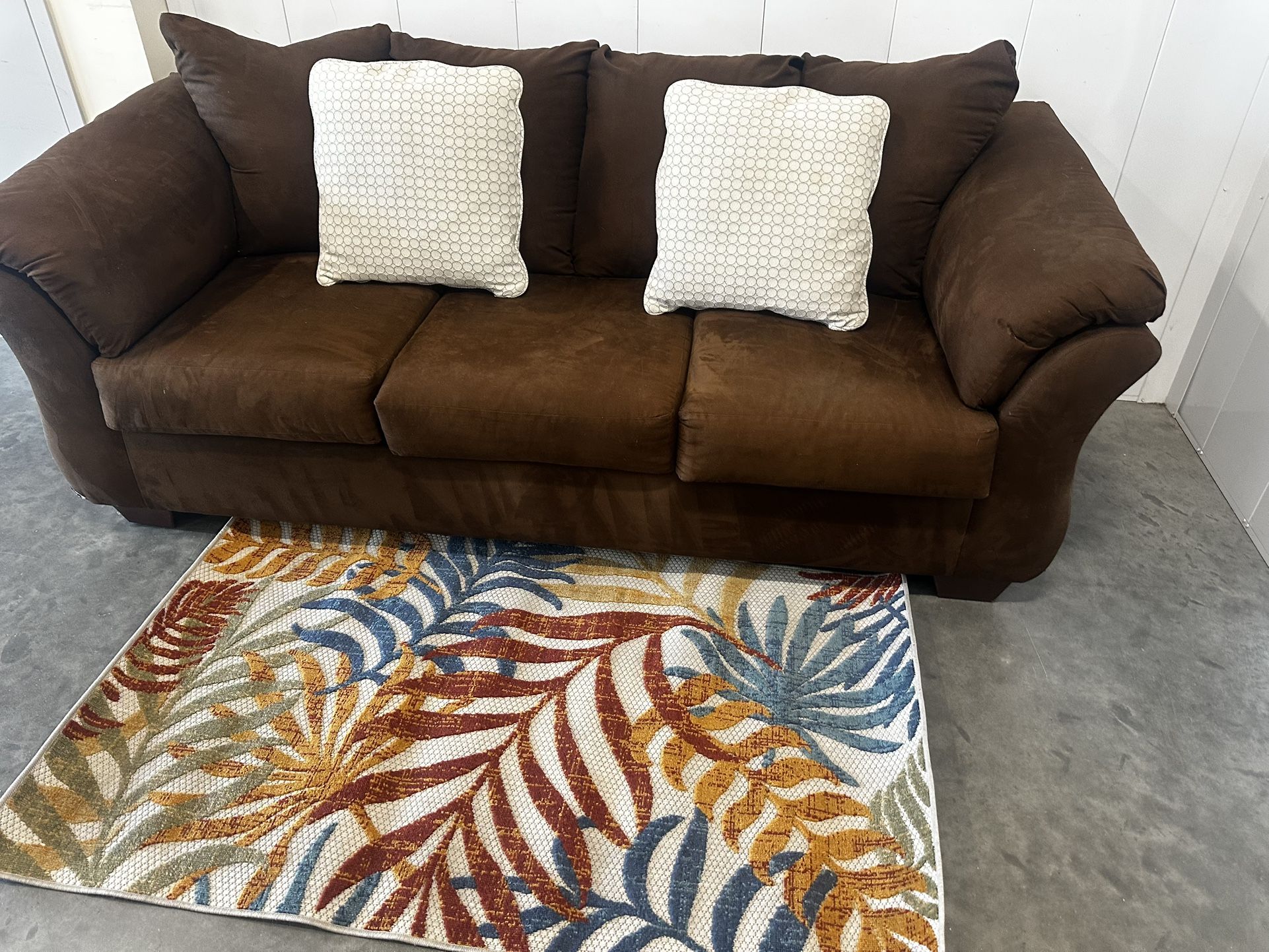 BROWN SOFA W/ FREE DELIVERY 