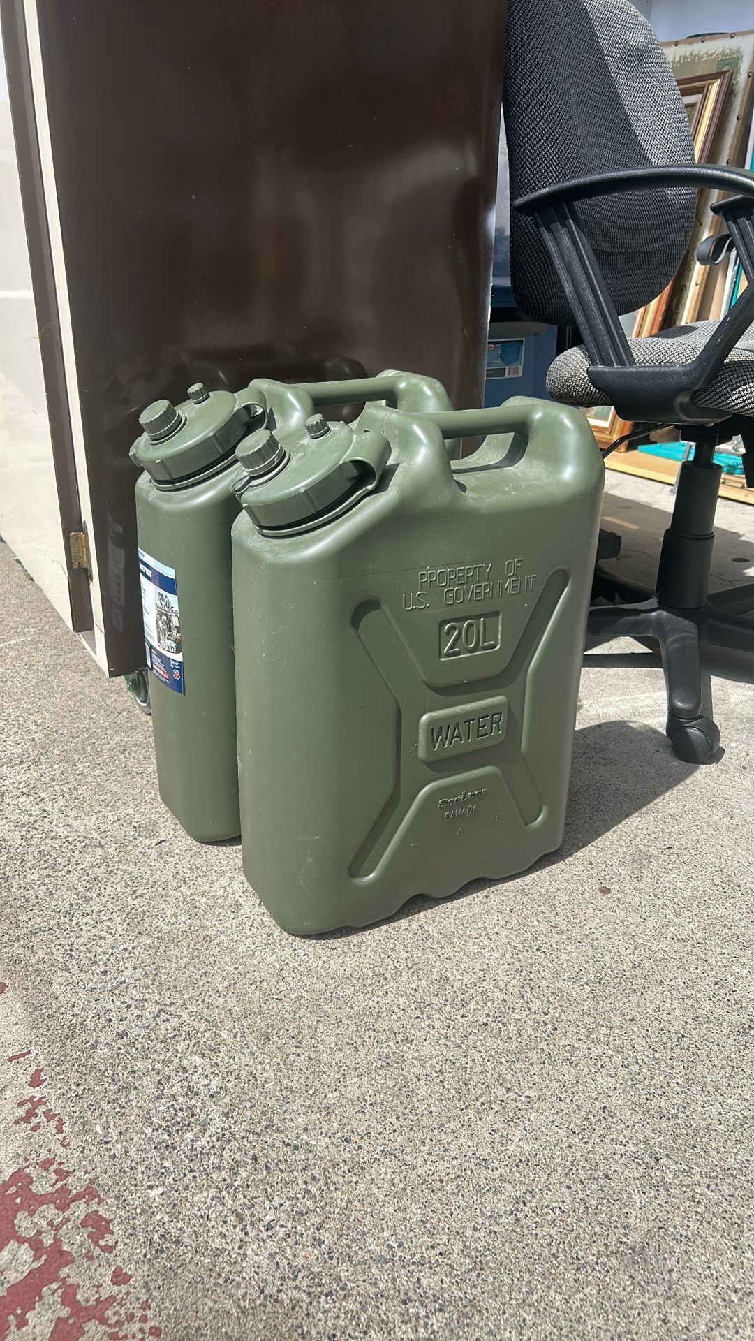 US Army Water Container 5 Gallon 
