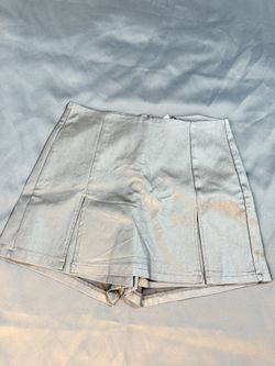 Faux leather skirt and Shorts with zipper in the back
