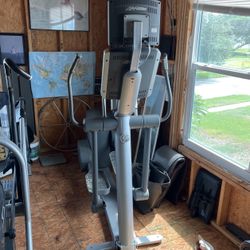 Life Fitness 95xi Elliptical 