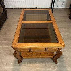 “Elegant Wood & Glass Coffee Table — Solid Build, Very Good Condition”