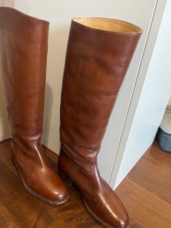 Frye boots size 8M pick up only, $50 obo