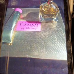 CRUSH BY RIHANNA 3.4 FL OZ EAU DE PARFUM SPRAY AND 3 FL OZ BODY LOTION 