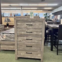 5 doors Chest available in gray brown and white