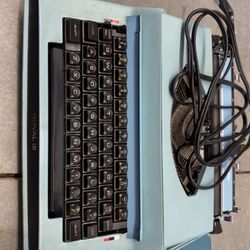 Typewriter 