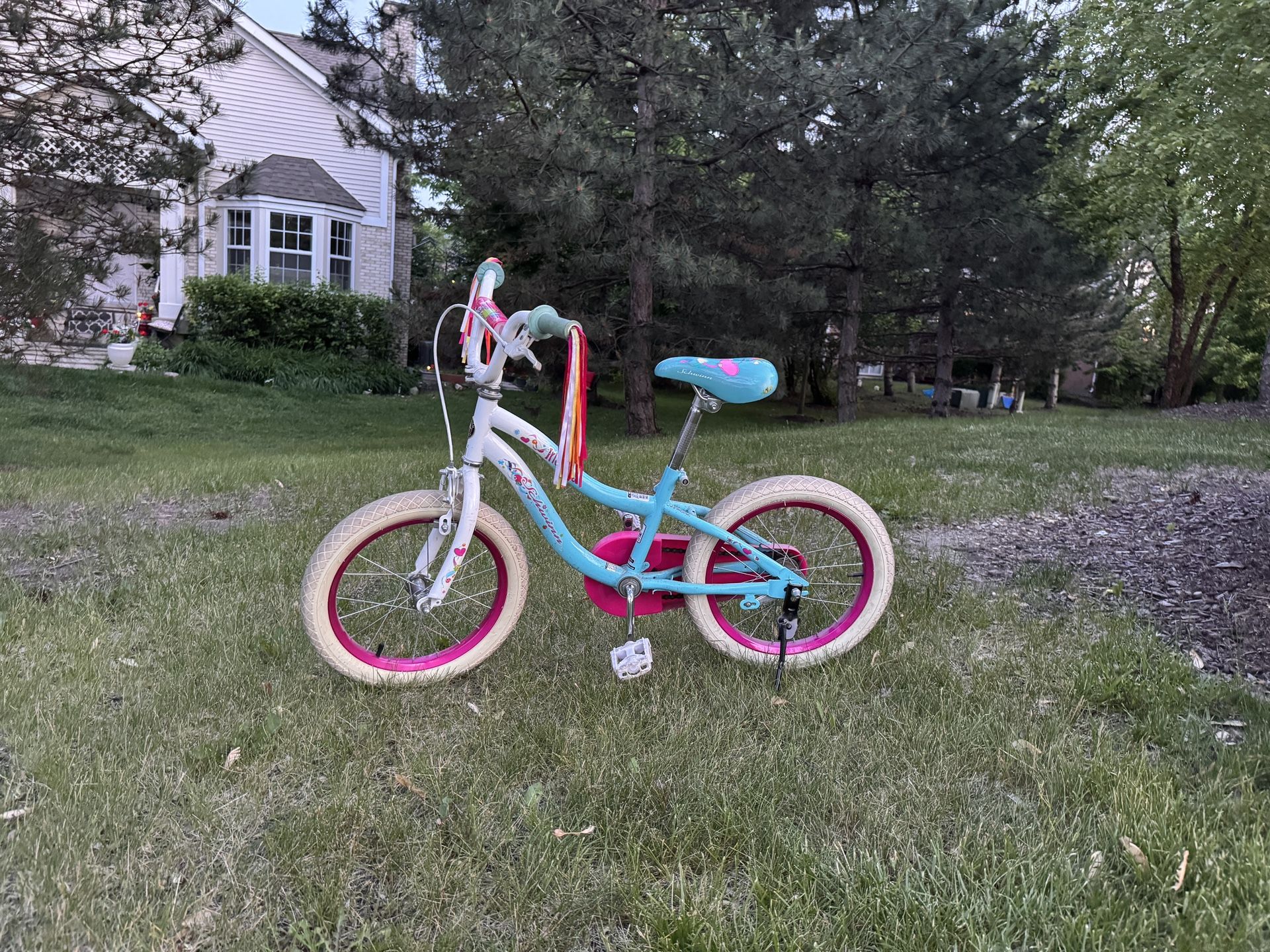 schwinn 16 inch girls bike