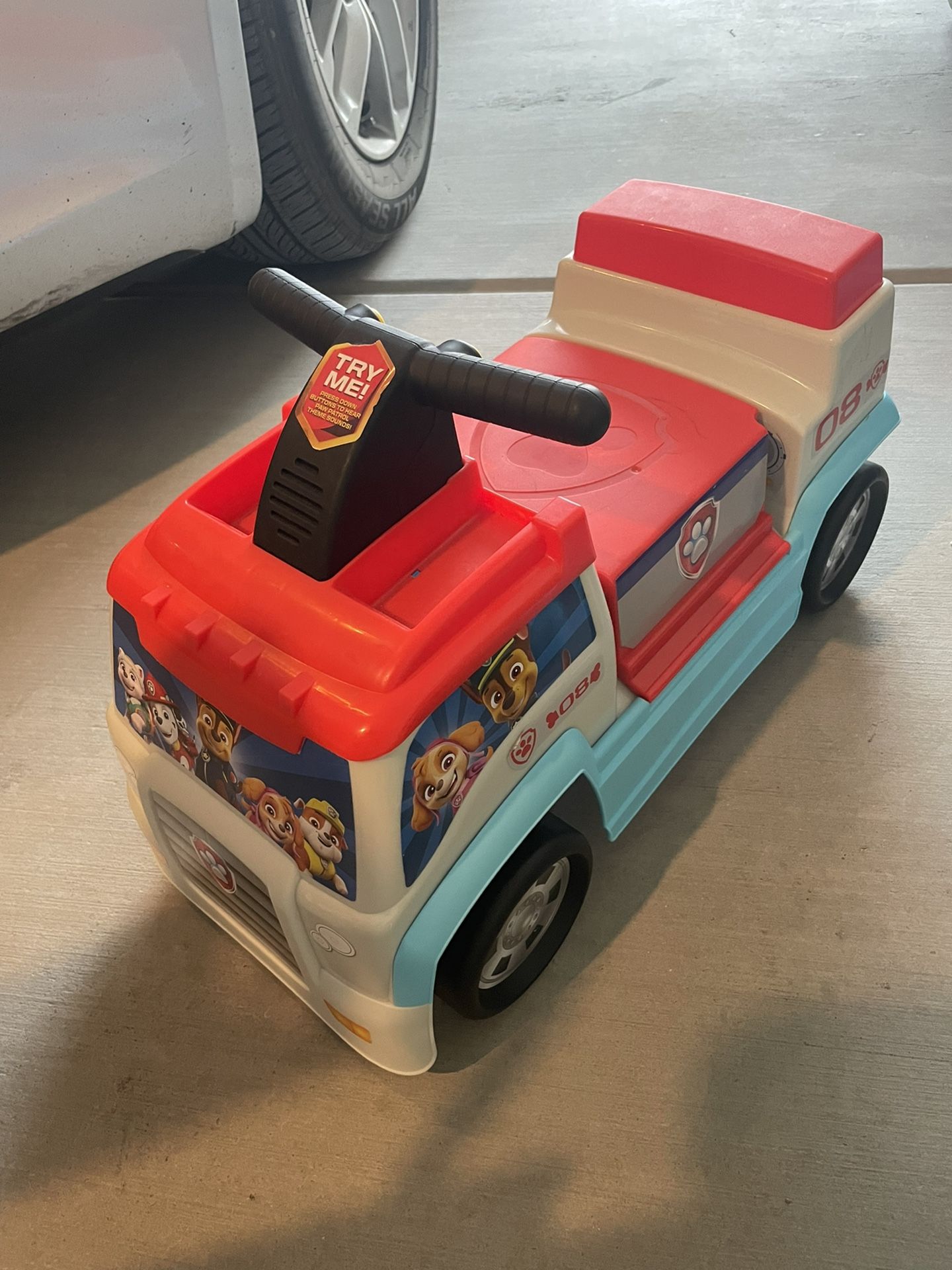 Paw Patrol Patroller Ride-On