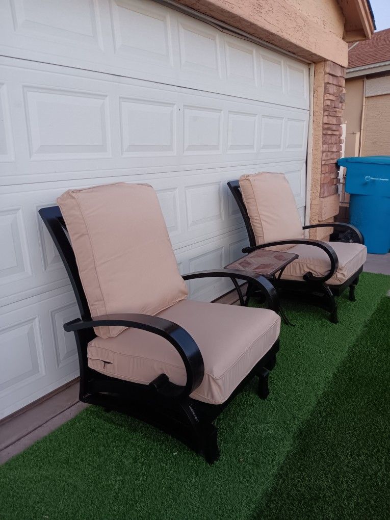 Mallin Patio Furniture Very Nice