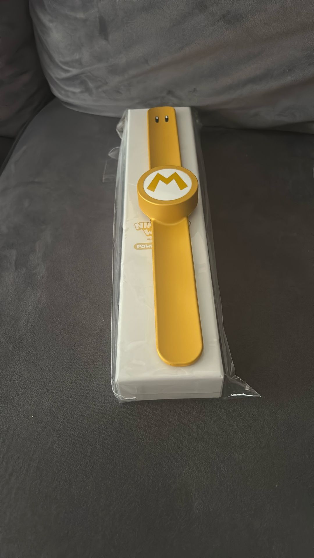 Super Nintendo World Power Up Band Limited Edition